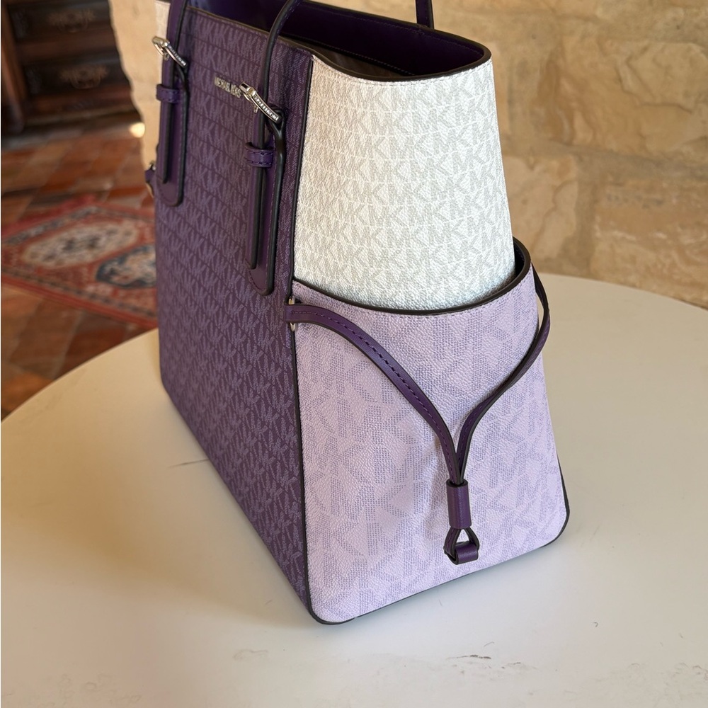 Michael Kors Purple and White Tote with Wallet - Picture 7 of 16